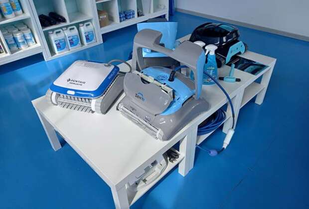 foto robot Prodotti per piscina